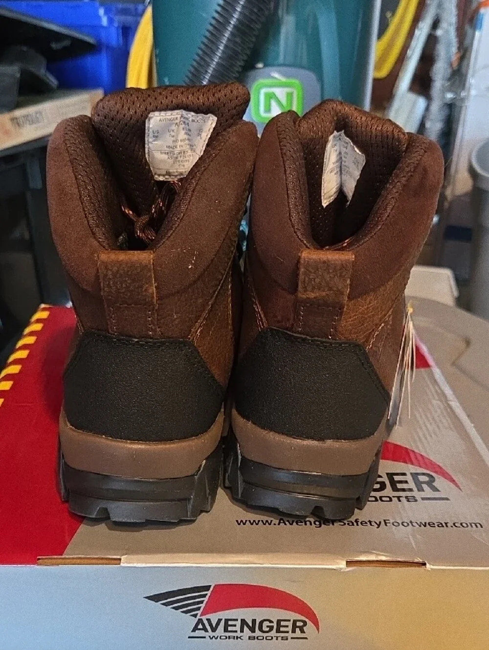 Avenger Brown Men’s Waterproof Leather Work Boots